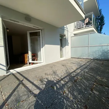 Apartment Ann Eesy *
